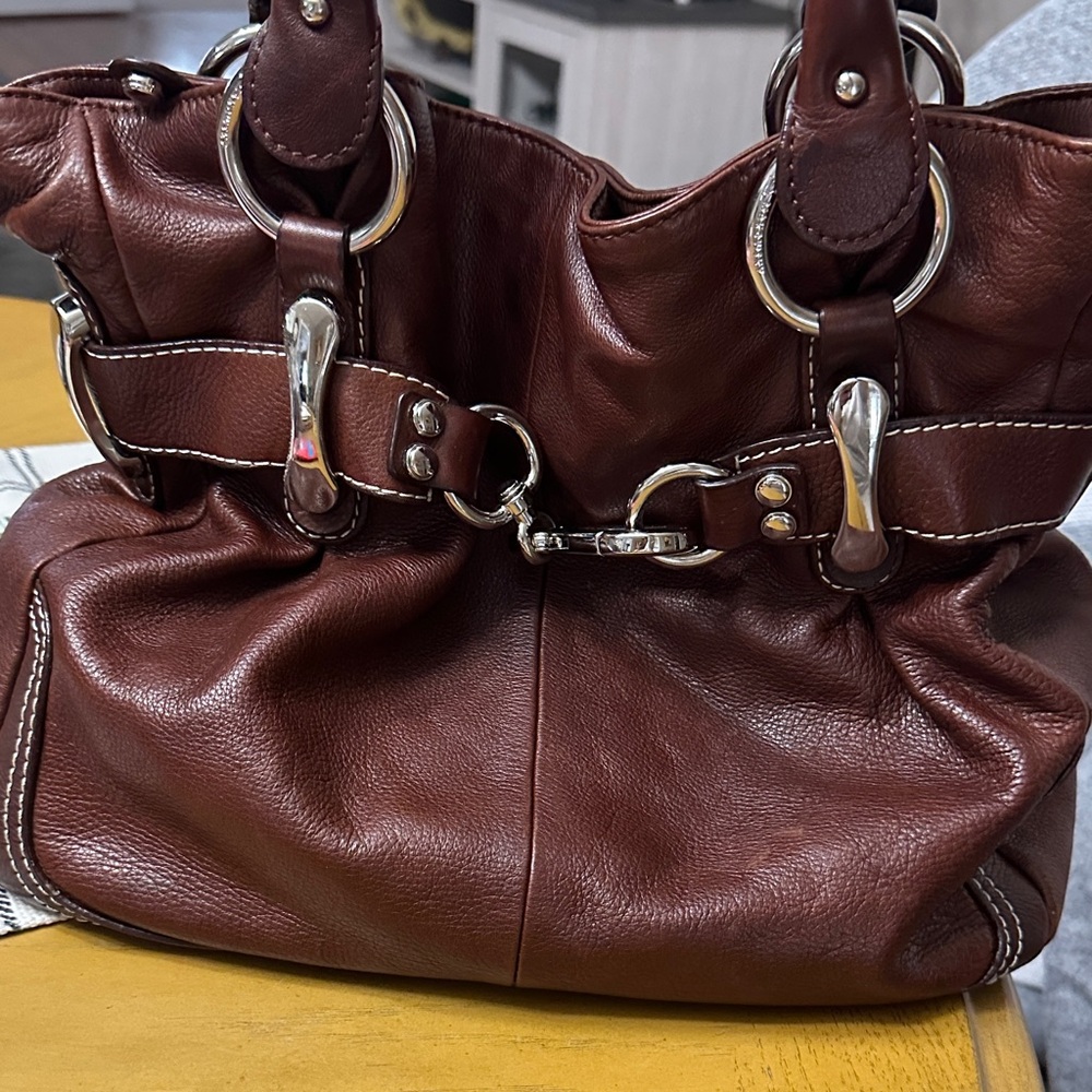 Elegant Brown Leather Handbag